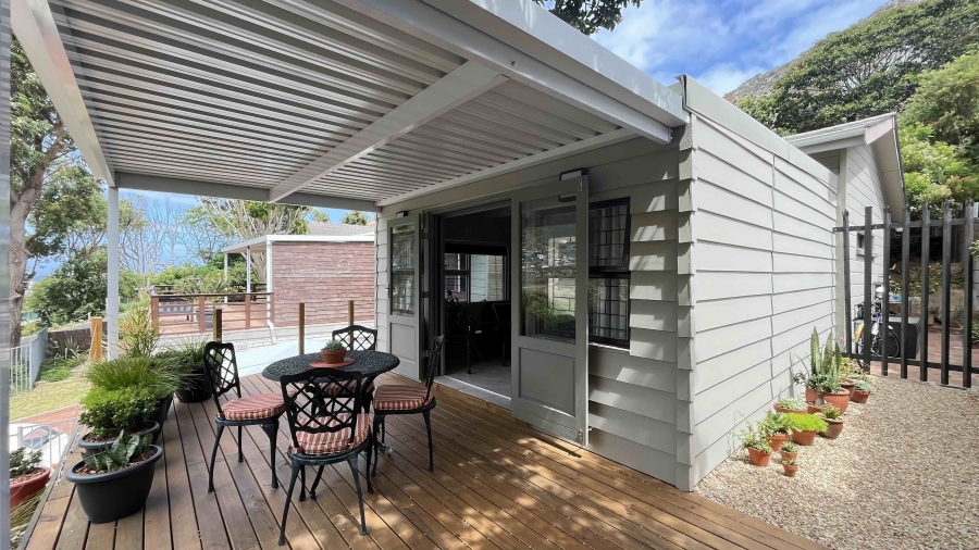 3 Bedroom Property for Sale in Glencairn Western Cape